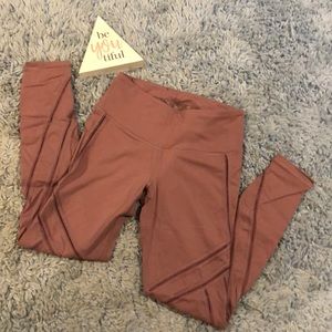 Like new Victoria secret Knockout Legging